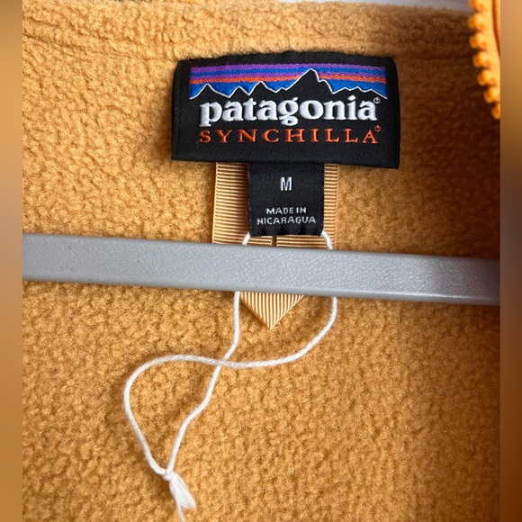 Patagonia Synchilla Fleece in Mango - Picture 3 of 3